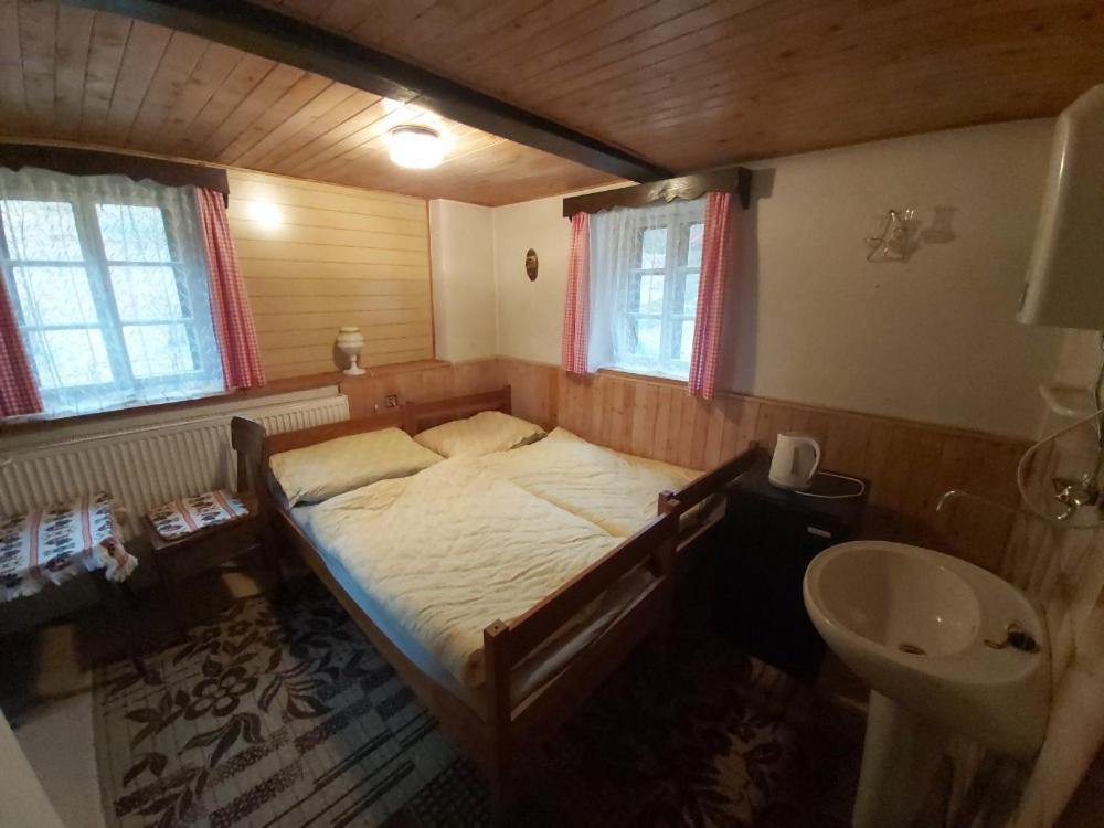 Ubytovani V Retro Chalupe Na Vecnosti Tanvald Zewnętrze zdjęcie